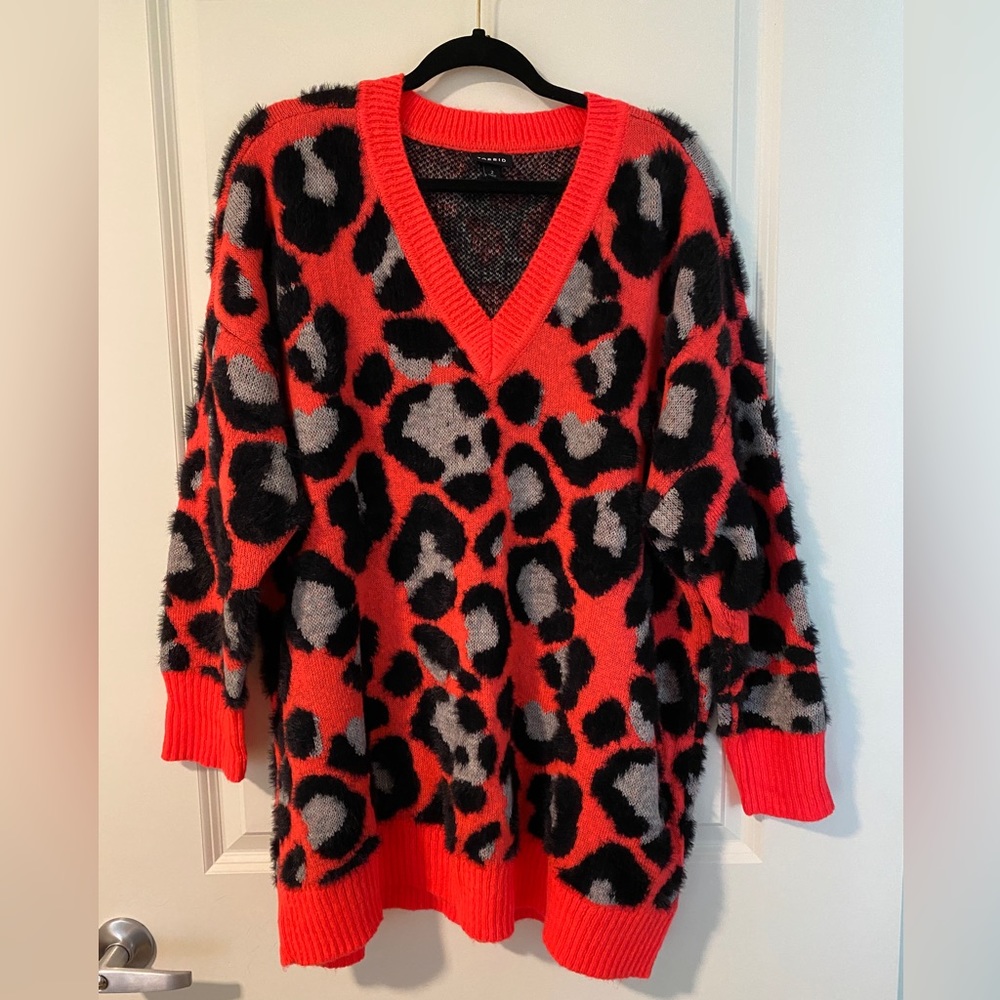 Leopard sweater